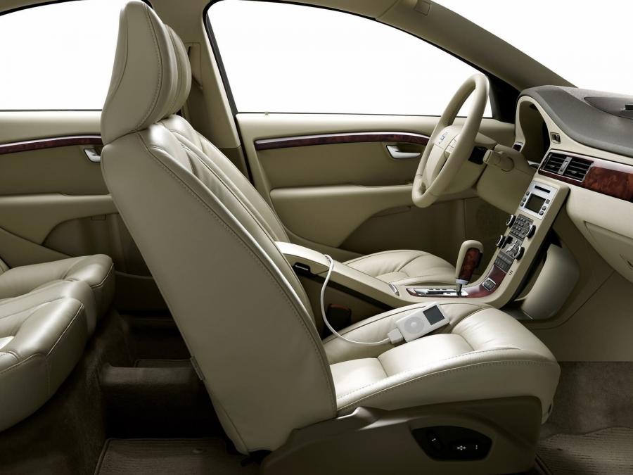  Volvo S80 V8 2007 года  (фото 55 из 69)